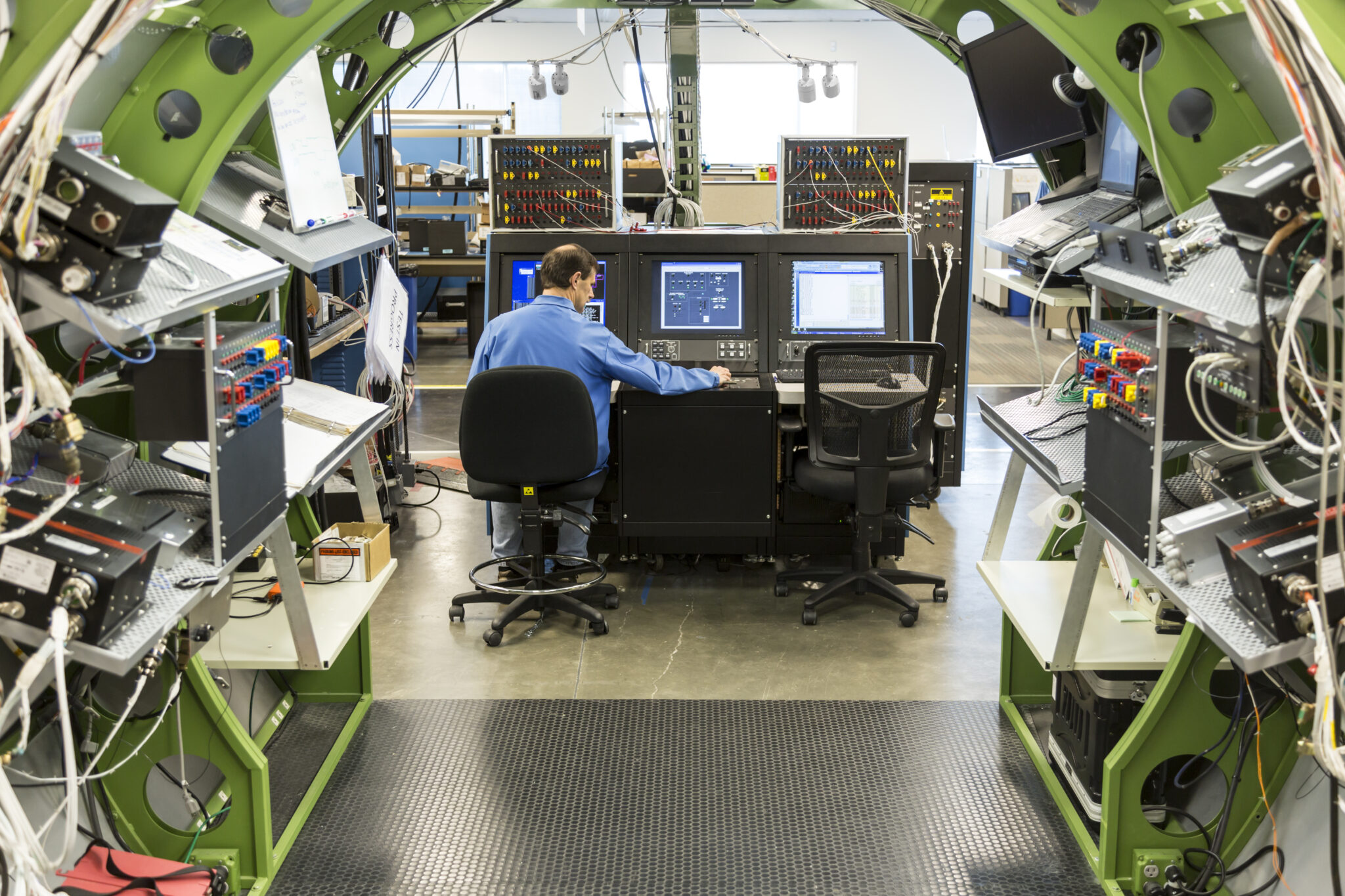 Automated Cycling System for High-Power Batteries - neosoft.ca